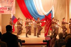 В Саратове состоялось самое массовое в истории одновременное исполнение государственного гимна страны